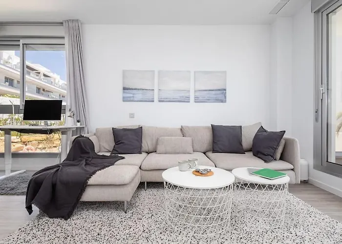 Stylish 3 Bedroom Le Mirage Close To Rdr317 * Estepona